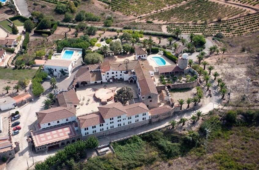 Mas Boronat Resort Salomo Luaran gambar
